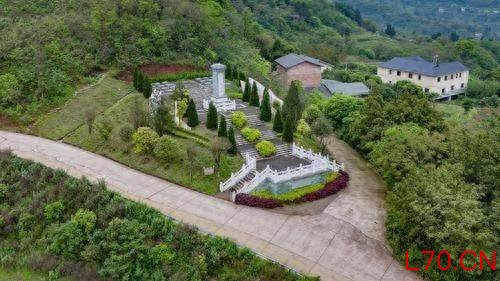“那个十七八岁的娃儿，终于不再孤单”一位无名烈士跨越76年的安息之路