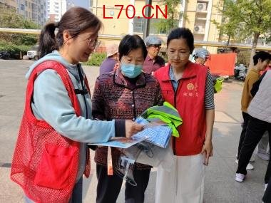 济宁市泗水县泗河街道舜发社区开展全民国家安全教育日宣传活动